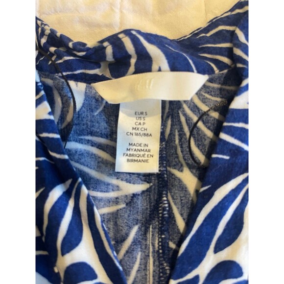 H & M Womens Midi Dress Small Short Sleeves V Neck Beachy Coastal Blue White - Picture 7 of 9